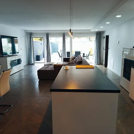 Apartament Gizycko דירה *